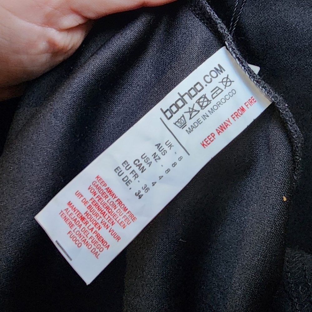 Boohoo Bardot tie detail midi dress, black, little black dress, nwt, size 4 - Picture 9 of 9